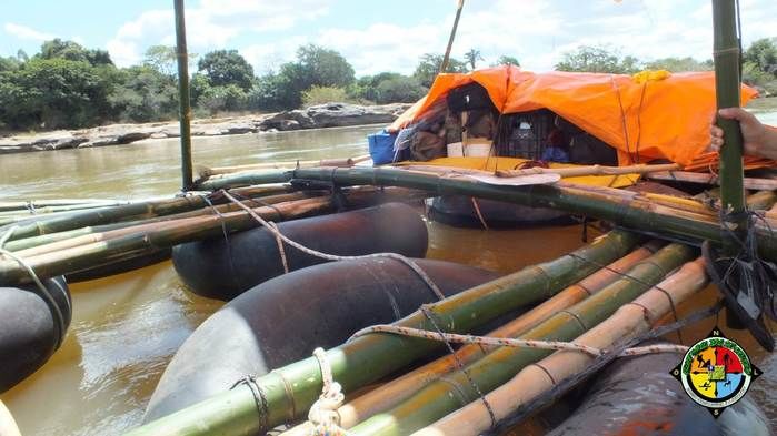 Ambientalistas aventureiros descem o rio Parnaíba em uma Jangada de Bambu - Imagem 44