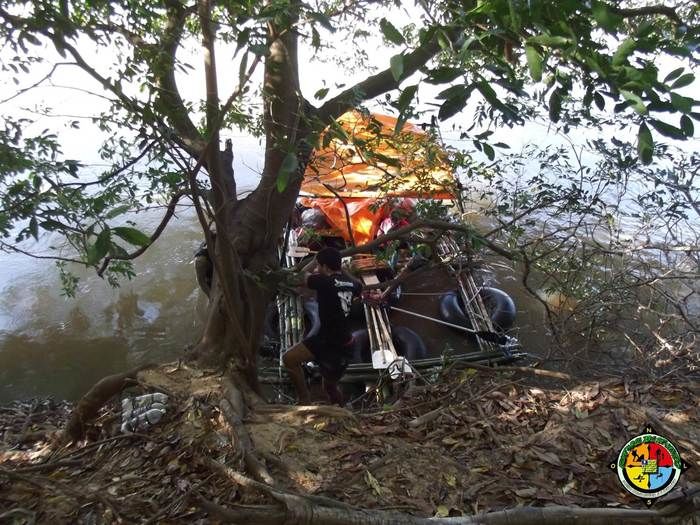 Ambientalistas aventureiros descem o rio Parnaíba em uma Jangada de Bambu - Imagem 39