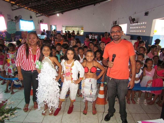 Escola municipal apresenta “Projeto meio ambiente e reciclagem” - Imagem 20