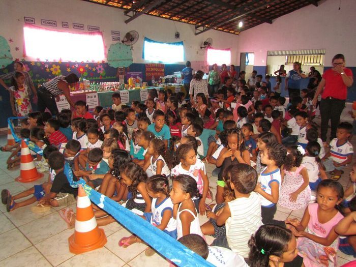 Escola municipal apresenta “Projeto meio ambiente e reciclagem” - Imagem 16