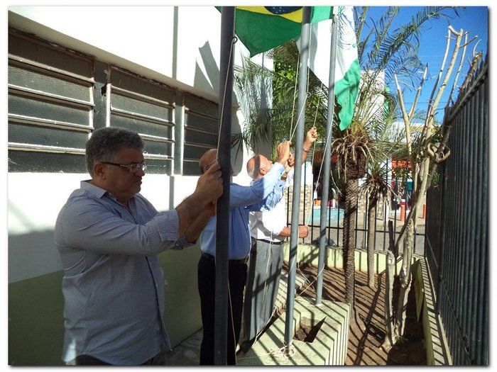 Dr. Moura inaugura 13 obras por ocasião do aniversário da Cidade - Imagem 4
