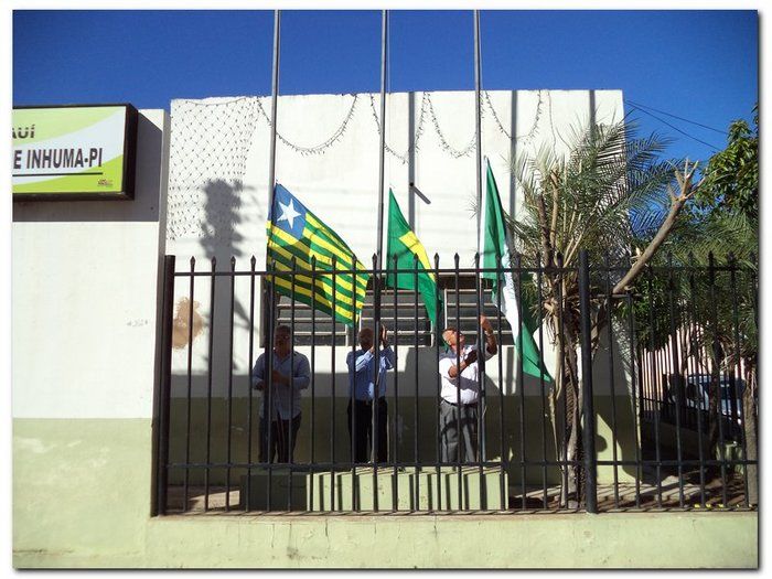 Dr. Moura inaugura 13 obras por ocasião do aniversário da Cidade - Imagem 2