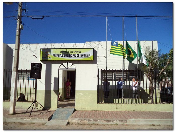 Dr. Moura inaugura 13 obras por ocasião do aniversário da Cidade - Imagem 8