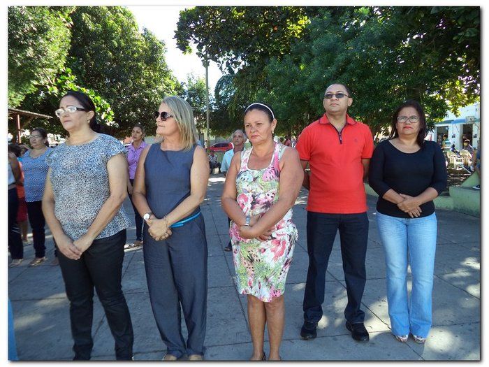 Dr. Moura inaugura 13 obras por ocasião do aniversário da Cidade - Imagem 11