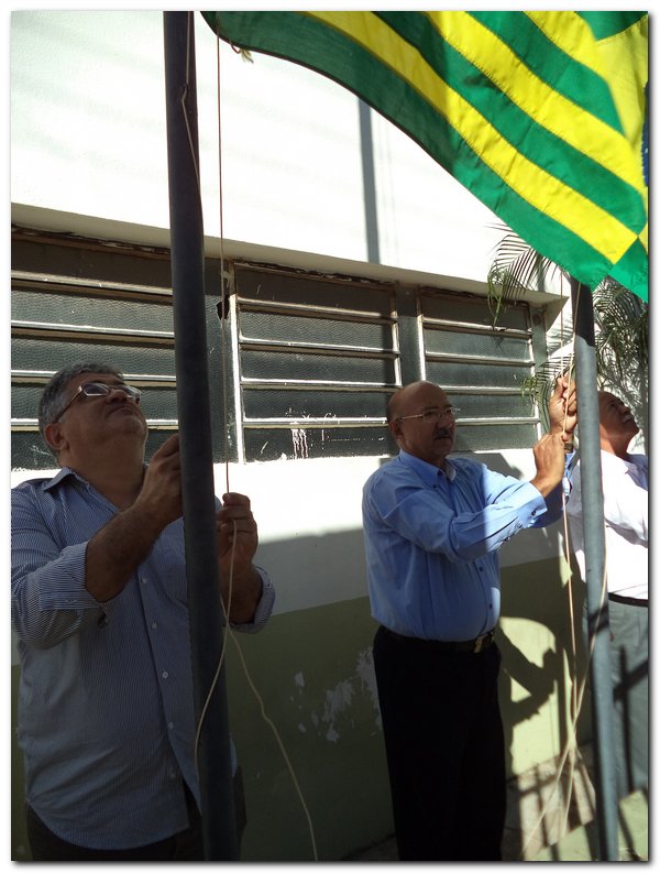 Dr. Moura inaugura 13 obras por ocasião do aniversário da Cidade - Imagem 3