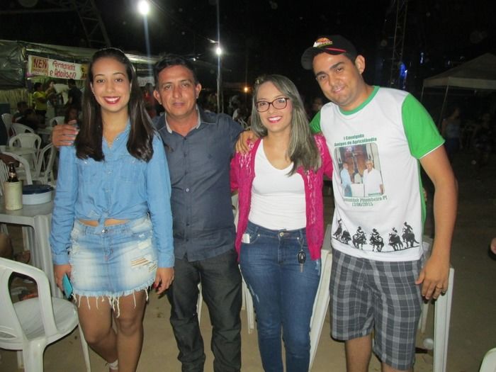 Cizinho e Forró Bandido encerra a última noite de Festejos em Pitombeira - Imagem 22