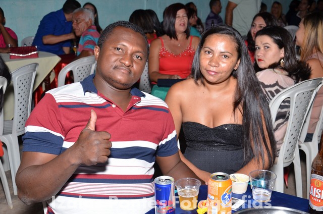 Sábado Romântico Reuniu Casais Apaixonados  - Imagem 40