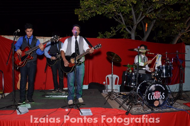 Sábado Romântico Reuniu Casais Apaixonados  - Imagem 86