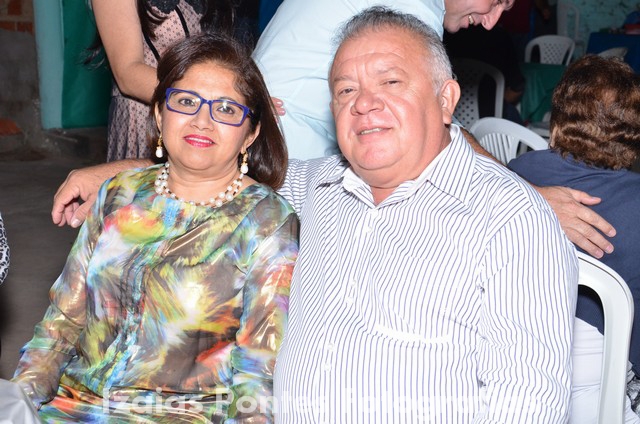 Sábado Romântico Reuniu Casais Apaixonados  - Imagem 2