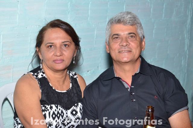 Sábado Romântico Reuniu Casais Apaixonados  - Imagem 1