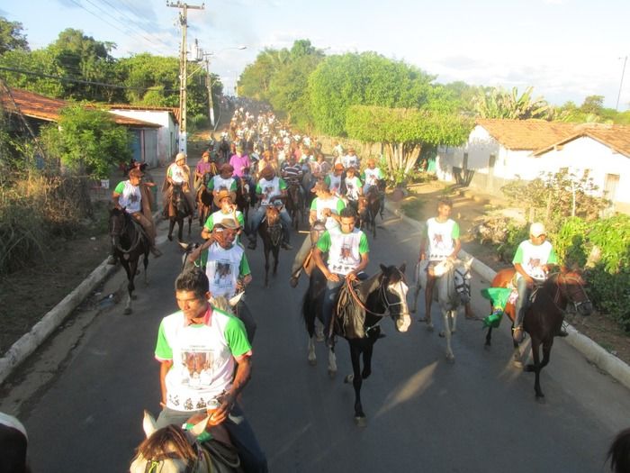 Cizinho e Forró Bandido encerra a última noite de Festejos em Pitombeira - Imagem 42