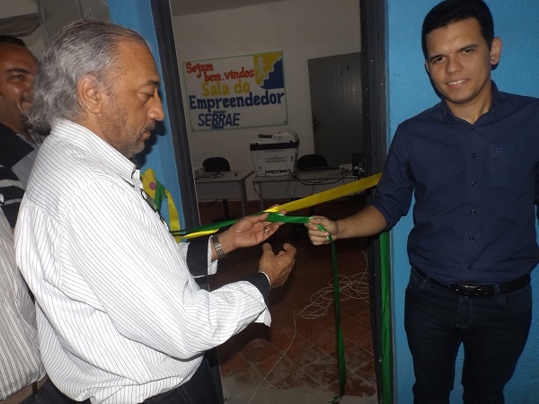 Prefeitura em parceira com SEBRAE inaugura Sala do Empreendedor em Redenção do Gurguéia  - Imagem 3