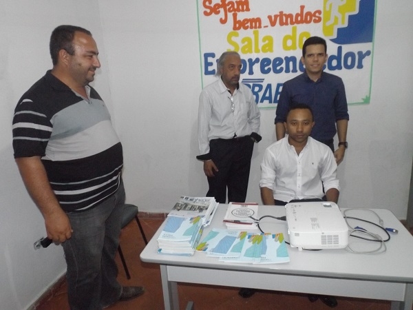 Prefeitura em parceira com SEBRAE inaugura Sala do Empreendedor em Redenção do Gurguéia  - Imagem 9