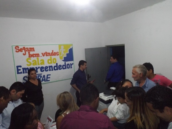 Prefeitura em parceira com SEBRAE inaugura Sala do Empreendedor em Redenção do Gurguéia  - Imagem 17