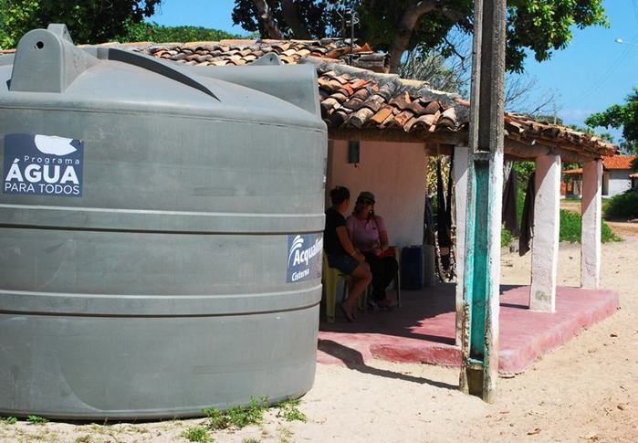 Do sonho à realidade: Prefeita Vânia Ribeiro entrega cisternas para 500 famílias de Cajueiro da Praia - Imagem 4