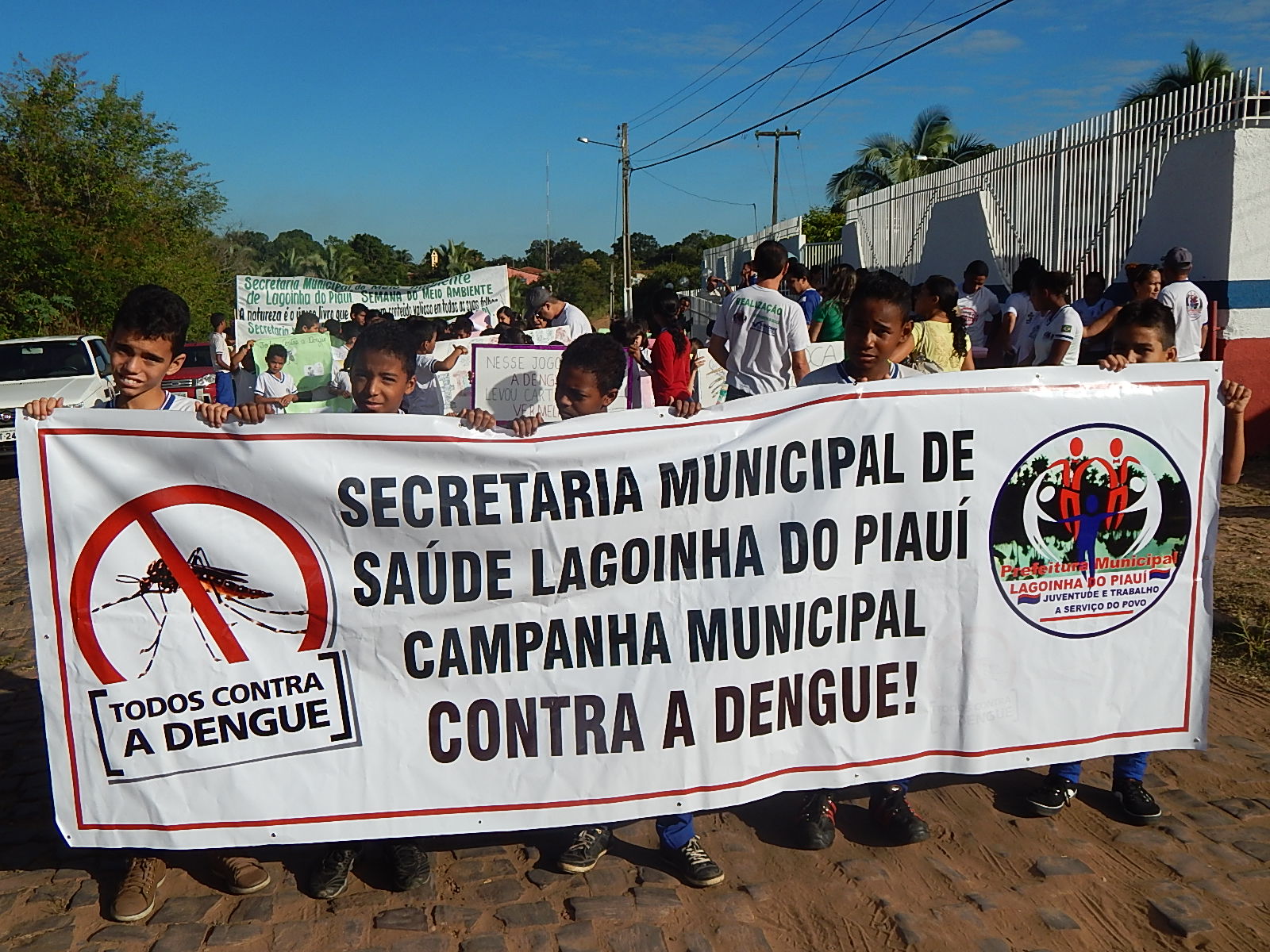Caminhada contra Dengue e Chicungunya em Lagoinha