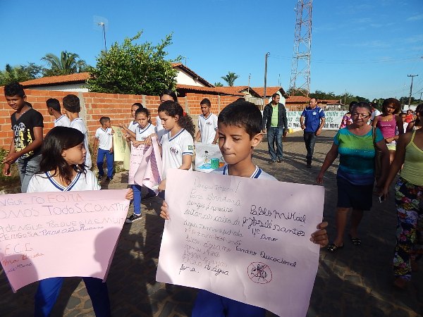 Caminhada contra Dengue e Chicungunya em Lagoinha - Imagem 11