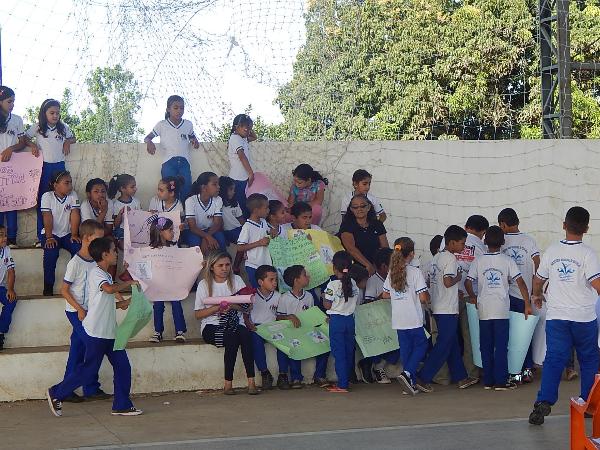 Caminhada contra Dengue e Chicungunya em Lagoinha - Imagem 23