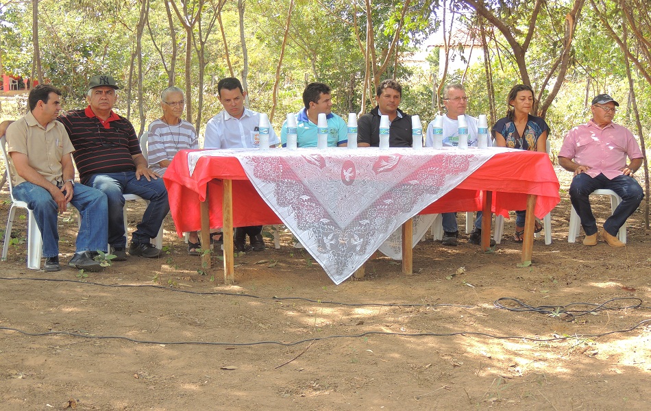 Em solenidade Casa de Beneficiamento de Ração é inaugurada em assentamento 