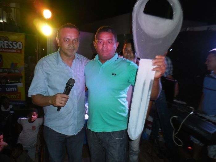 Supermercado sorteou um carro 0 km neste sábado dia 30/05/15 em Redenção do Gurguéia  - Imagem 9