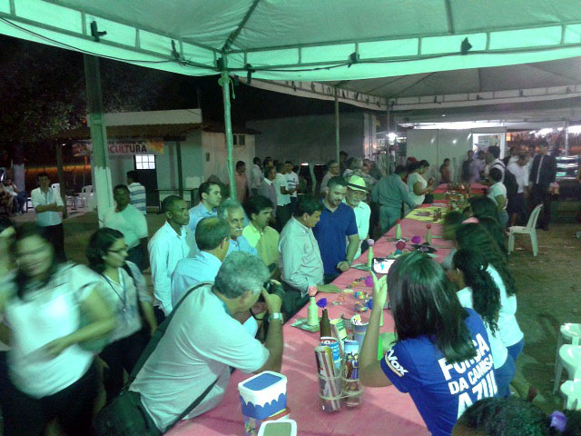 Wellington Dias visita EXPOEIRAS e doa tratores para produtores primários - Imagem 5