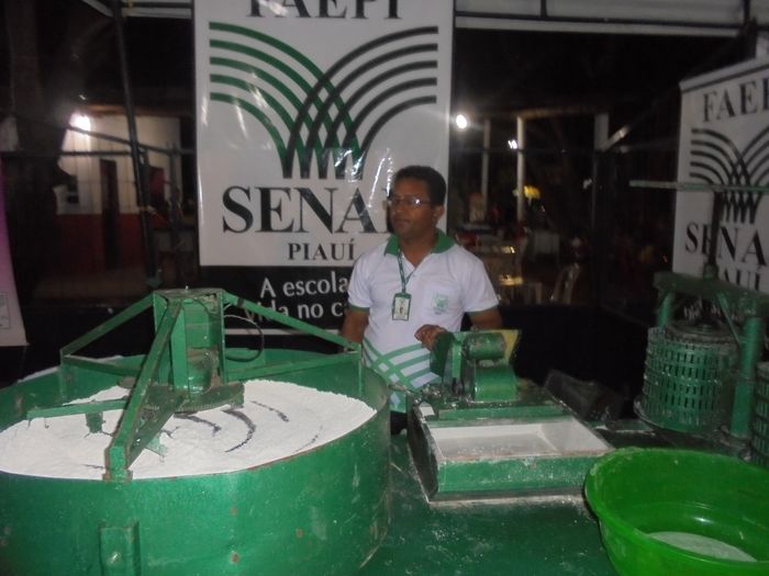 Confira imagens da 1º Feira Territorial da Agricultura Familiar de São Pedro do Piauí - Imagem 103