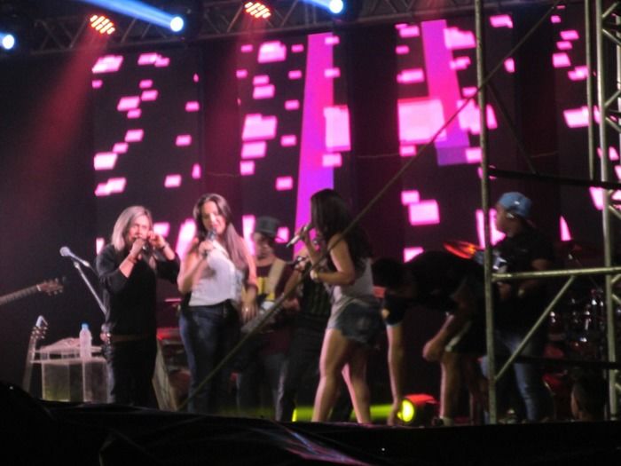 Mara Pavanelly agita o Aniversário de 78 anos de São Pedro do Piaui - Imagem 22