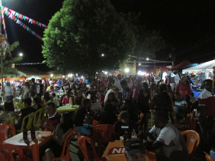 Mara Pavanelly agita o Aniversário de 78 anos de São Pedro do Piaui - Imagem 1