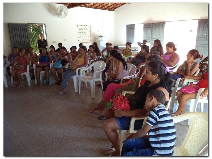 CRAS realiza palestra de esclarecimento do Programa Bolsa-família-PBF, para o Grupo de Apoio e Orientação a Gestante. - Imagem 3