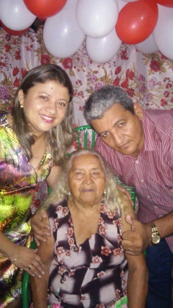 Prefeito Zé Resende prestigia festa de aniversário na zona rural de Boa Hora - Imagem 2