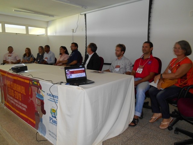 Comitiva da Cidade de Ipiranga Participa da Elaboração do Plano Plurianual 2016-2019 - Imagem 3