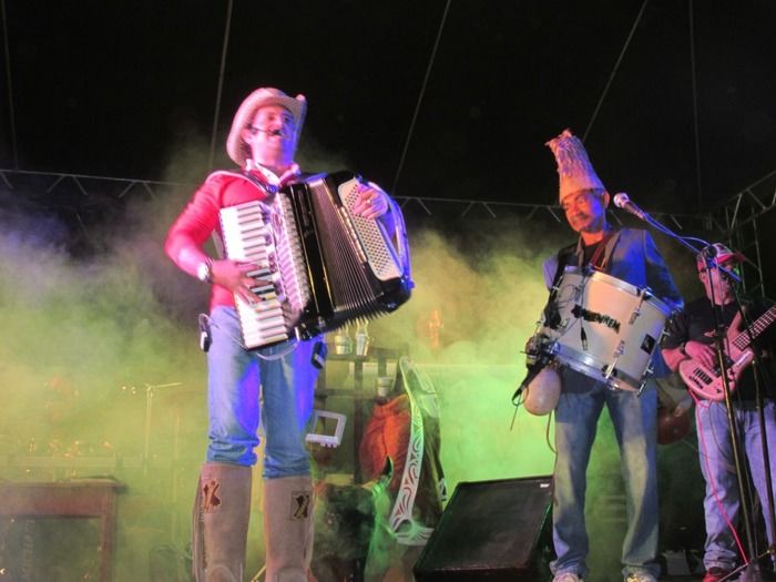 Banda XENHENHEM Encerra os Festejos de Tamboril com Seus Melhores Sucessos - Imagem 14