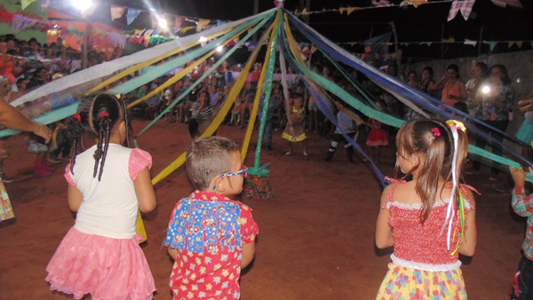 Escolinha Tia Loura realizou Arraia com crianças  - Imagem 9