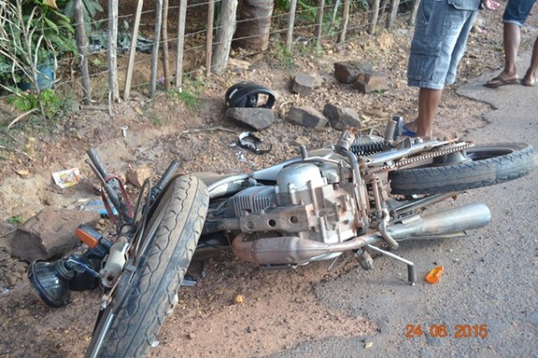 Colisão entre motos deixa dois jovens e uma criança gravemente feridos em Boa HoraI - Imagem 2