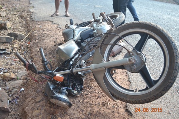 Colisão entre motos deixa dois jovens e uma criança gravemente feridos em Boa HoraI - Imagem 1