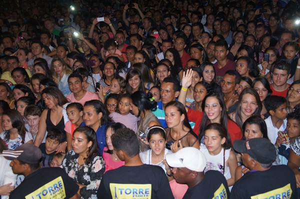 Um show que marco o extremo sul do Piauí  - Imagem 32