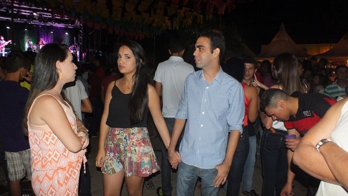 Tá bombando o 29º Festejos Juninos do bairro Codó em Dom Expedito Lopes - Imagem 41