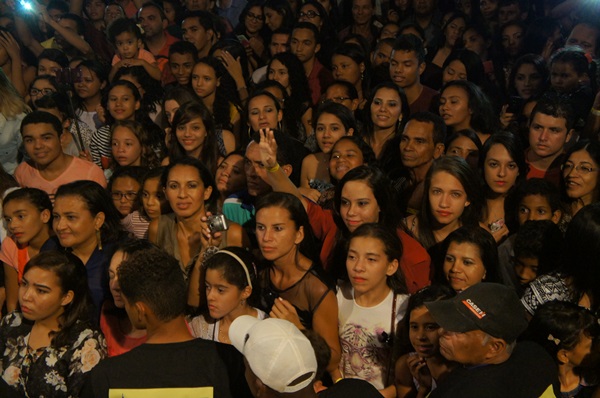 Um show que marco o extremo sul do Piauí  - Imagem 33