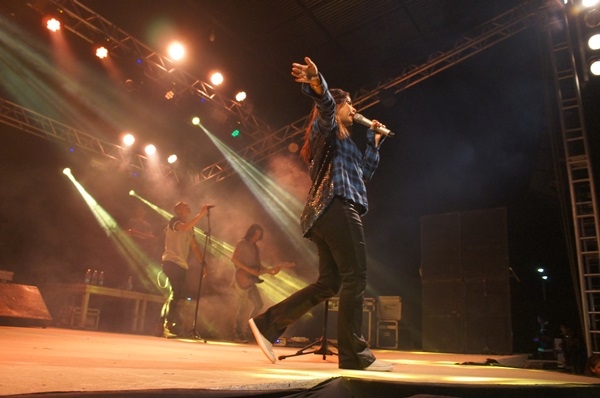 Um show que marco o extremo sul do Piauí  - Imagem 111