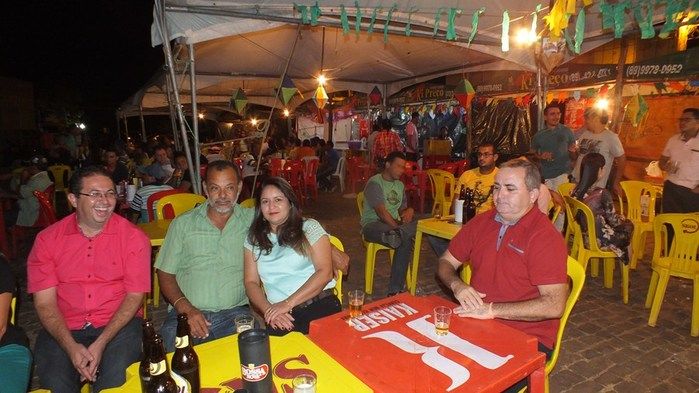 Tá bombando o 29º Festejos Juninos do bairro Codó em Dom Expedito Lopes - Imagem 30
