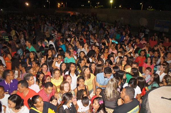 Um show que marco o extremo sul do Piauí  - Imagem 10