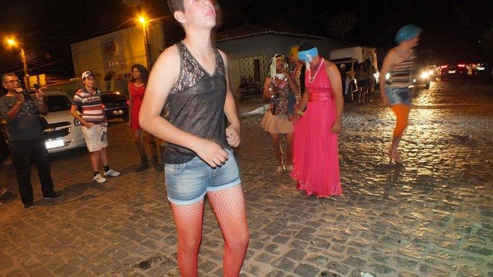 Centenas de pessoas prestigiaram   o  segundo dia dos  festejos do bairro Codó em Dom Expedito Lopes - Imagem 17