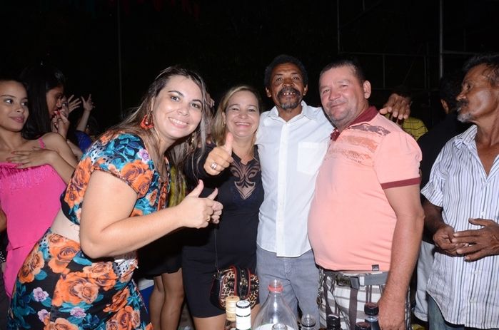 Centenas de pessoas prestigiaram   o  segundo dia dos  festejos do bairro Codó em Dom Expedito Lopes - Imagem 212