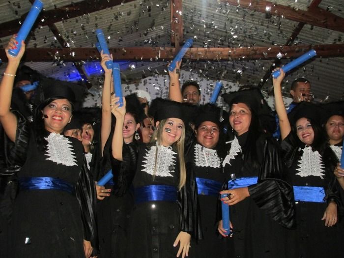 Confira a entrega de Canudos na Formatura da Turma de Pedagogia em Agricolândia - Imagem 35