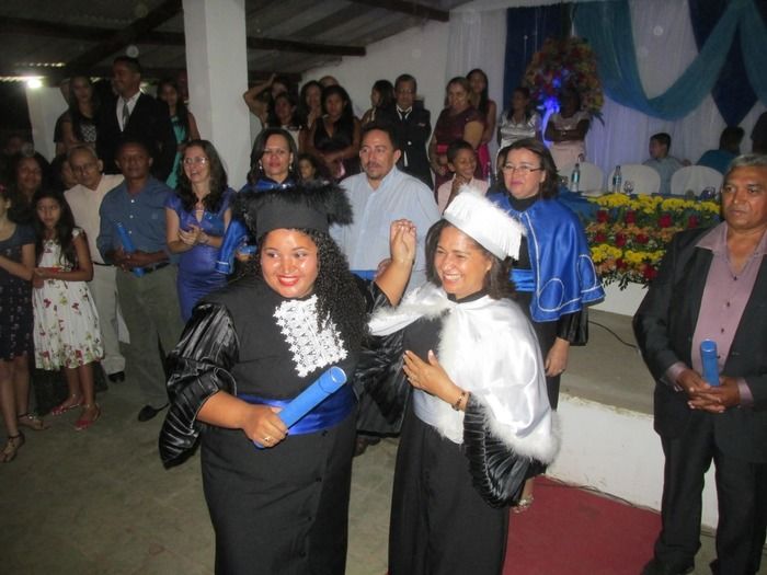 Confira a entrega de Canudos na Formatura da Turma de Pedagogia em Agricolândia - Imagem 14