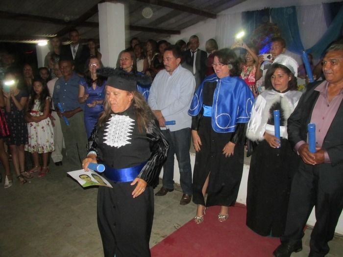 Confira a entrega de Canudos na Formatura da Turma de Pedagogia em Agricolândia - Imagem 9
