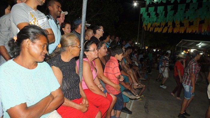 Centenas de pessoas prestigiaram   o  segundo dia dos  festejos do bairro Codó em Dom Expedito Lopes - Imagem 46