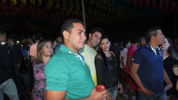 Centenas de pessoas prestigiaram   o  segundo dia dos  festejos do bairro Codó em Dom Expedito Lopes - Imagem 87
