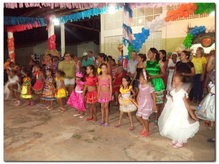 SEMTAC realiza festa junina para os Idosos e com os jovens do serviço de convivência e fortalecimento de vínculo - Imagem 9