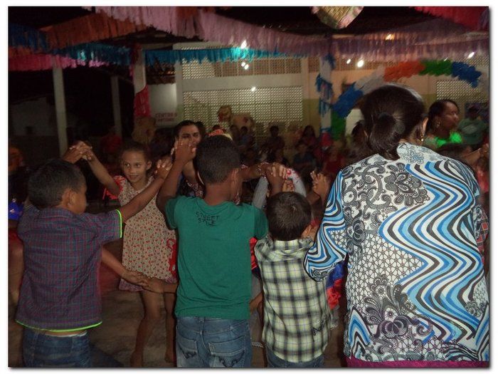 SEMTAC realiza festa junina para os Idosos e com os jovens do serviço de convivência e fortalecimento de vínculo - Imagem 37